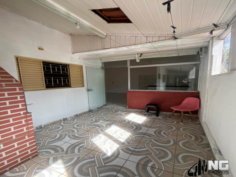 CASA PARA VENDA - PERFEITA OPORTUNIDADE